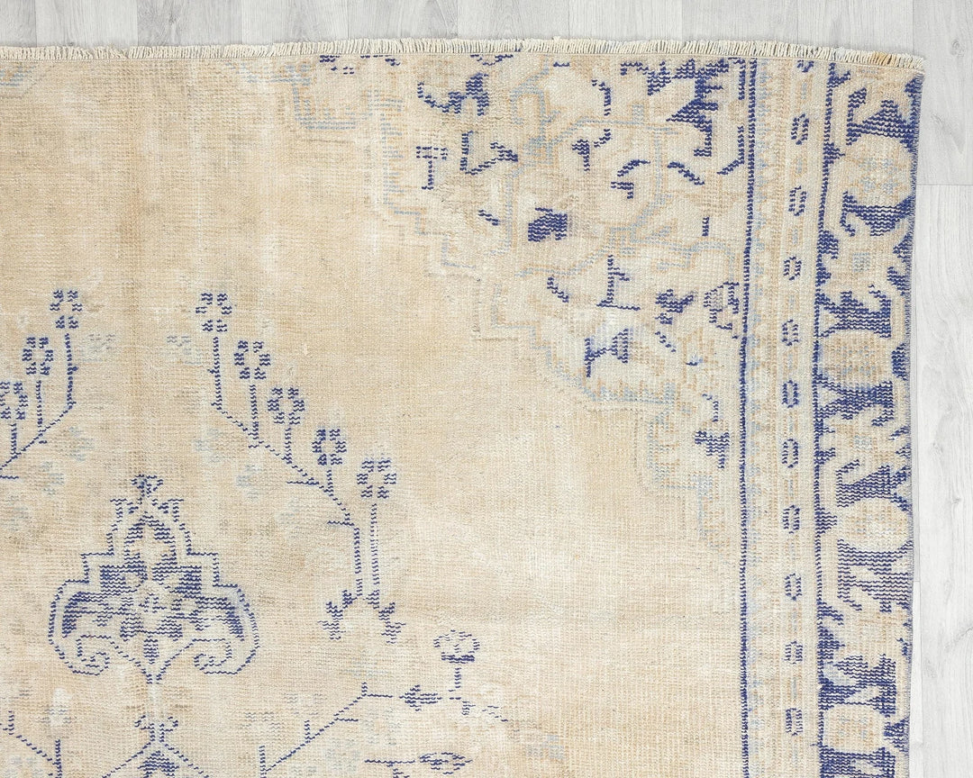 Neutral Oushak Rug 5' 9" x 8' 11" | No. VR62908