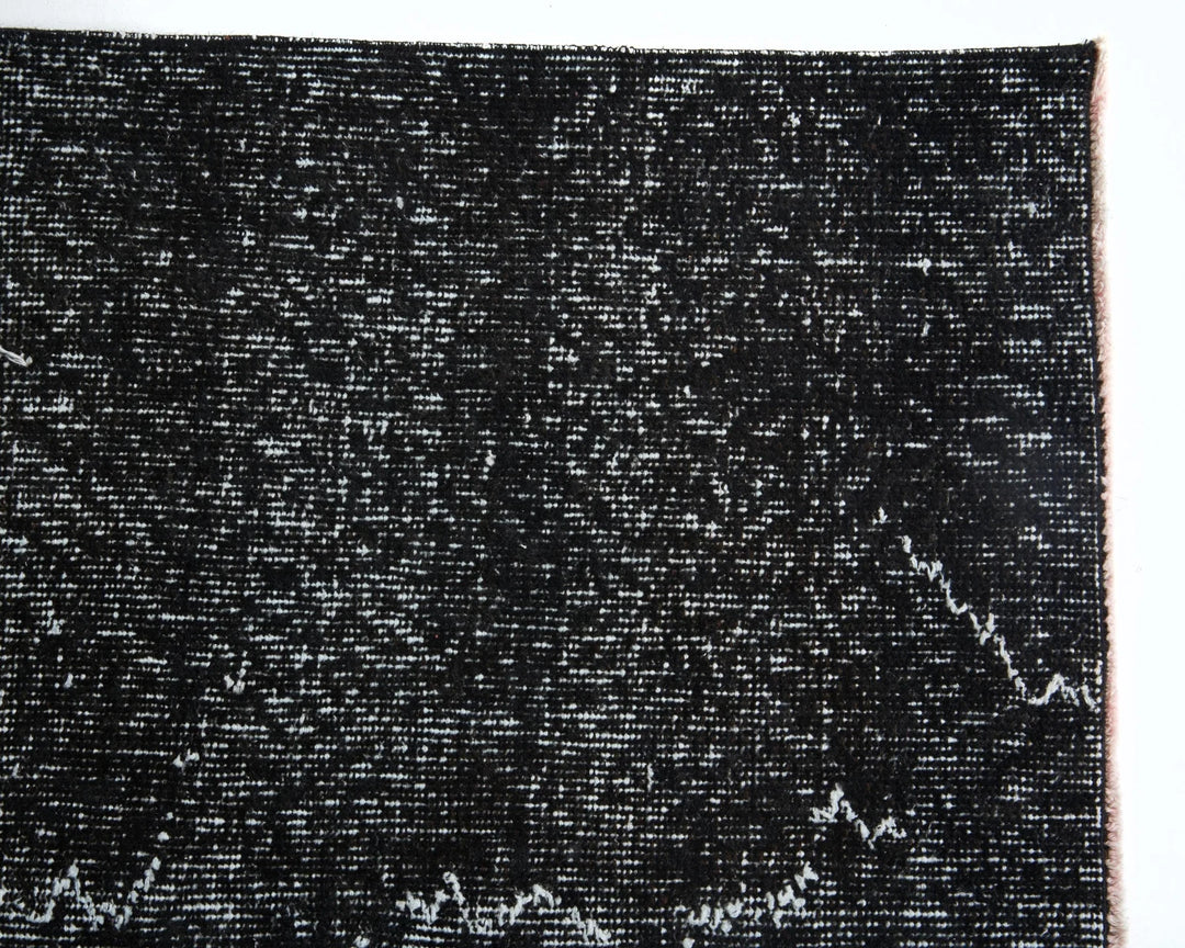 Black Oushak Rug 9' 4" x 5' 7" | No. VR62908