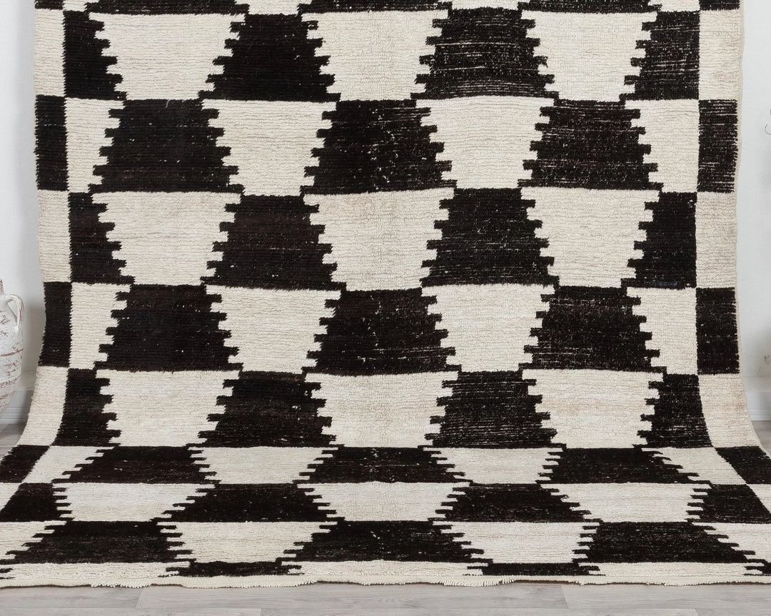 Red Vintage Turkish Rug 7' 10" x 9' 8" | No. VR62977