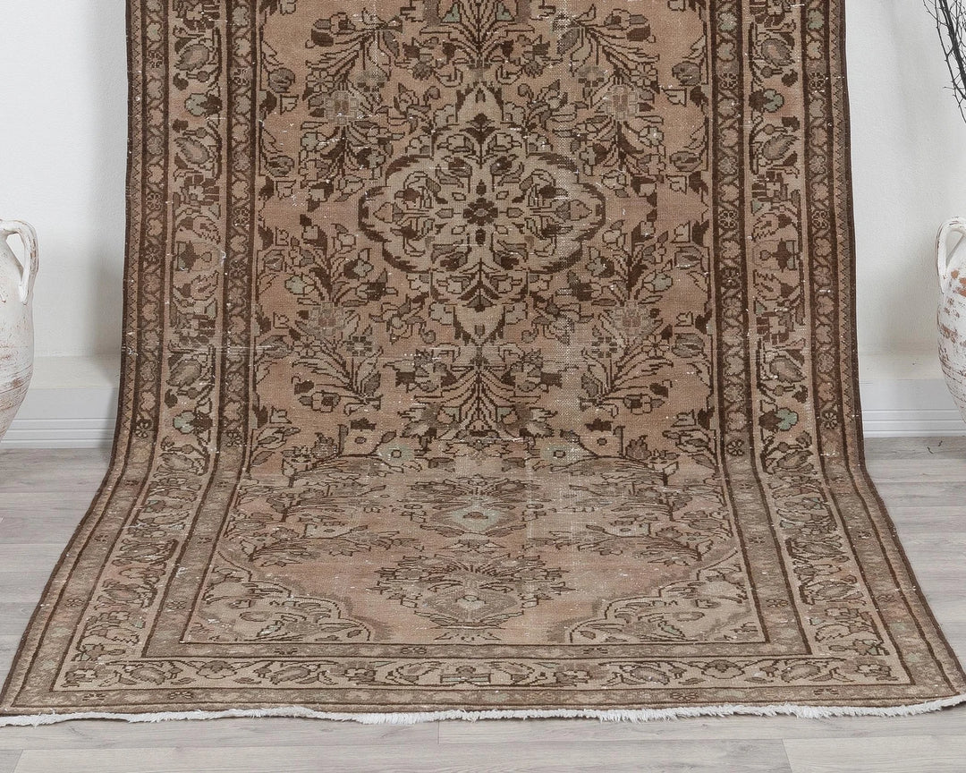 Multicolor Turkish Oushak Rug 4' 5" x 10' 1" Hand-Knotted | No. VR63020