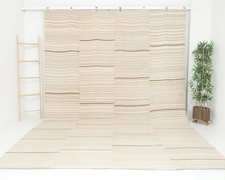 Beige Turkish Kilim Rug 9' 6" x 13' Flat-Weave | No. VR63073