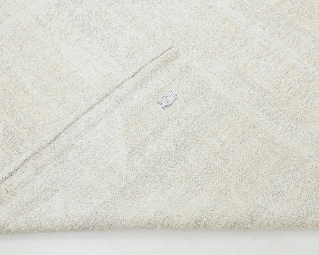 White Turkish Kilim Rug 9' 6" x 12' 4" Flat-Weave | No. VR63154