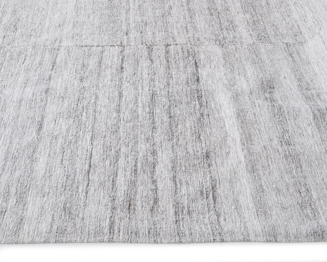 Gray Kilim Rug 6' 4" x 9' 8" | No. VR63739