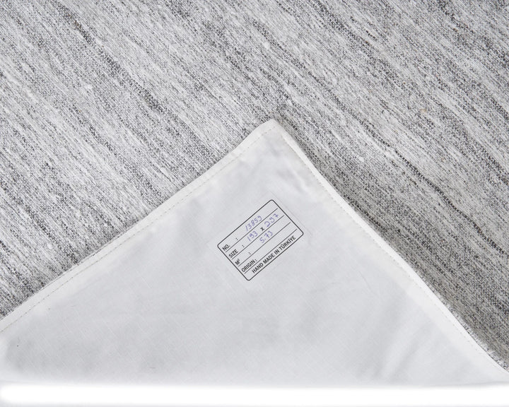 Gray Kilim Rug 6' 4" x 9' 8" | No. VR63739