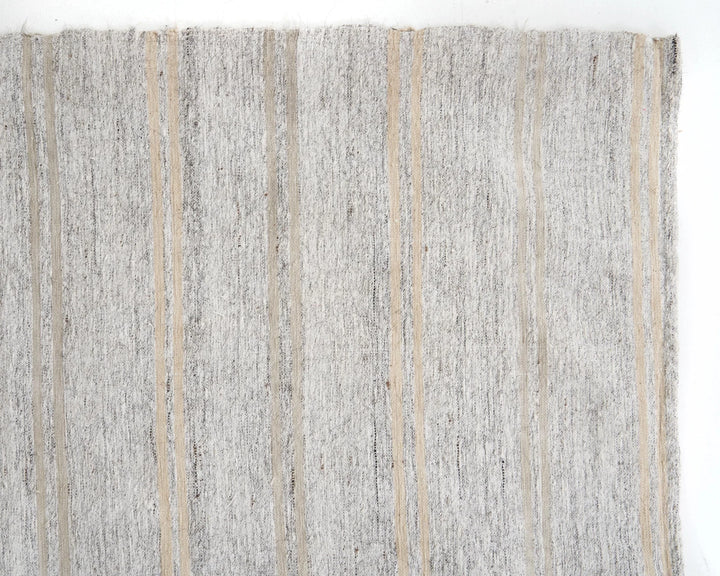 Gray Turkish Kilim Rug 6' 4" x 9' 10" Flat-Weave texture