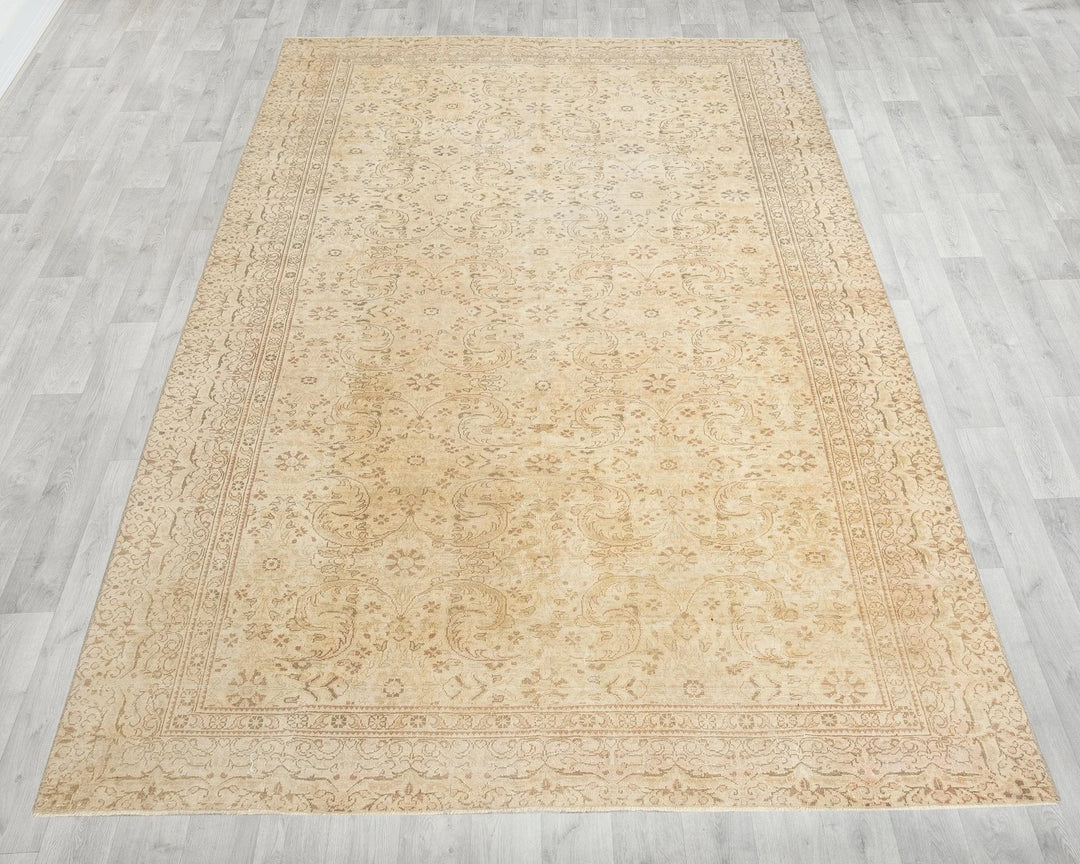Multicolor Turkish Oushak Rug 6'5" x 9'2" Hand-Knotted | No. VR63847