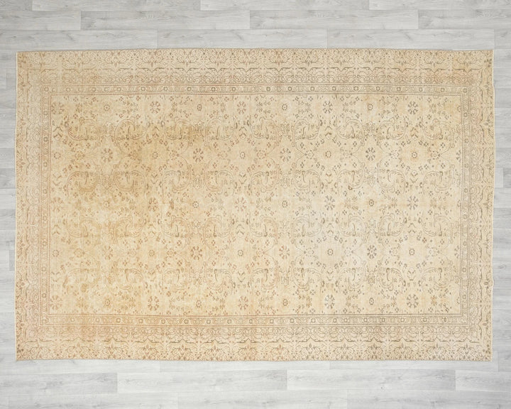 Multicolor Turkish Oushak Rug 6'5" x 9'2" Hand-Knotted | No. VR63847