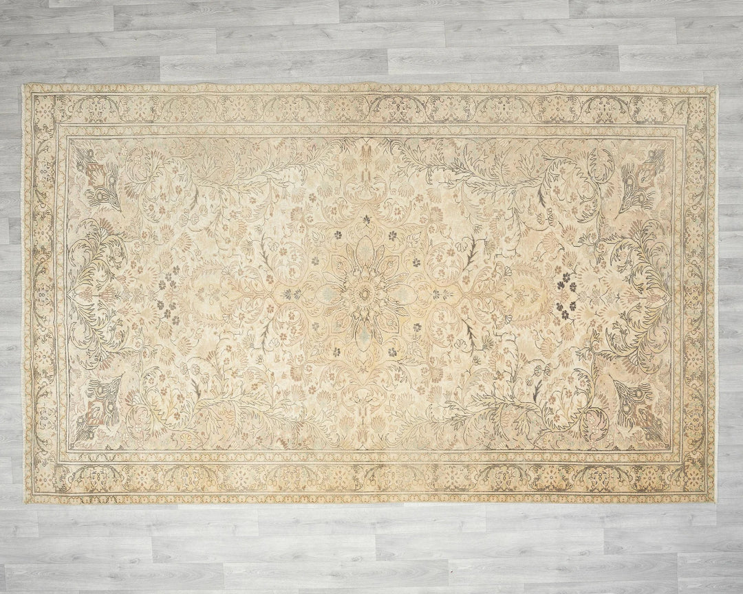 Multicolor Turkish Oushak Rug 6'5" x 9'10" Hand-Knotted | No. VR63891