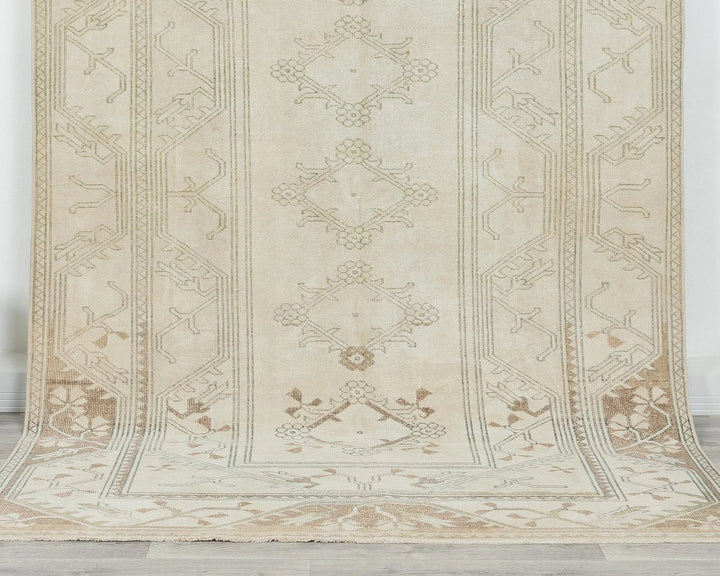Beige Turkish Oushak Rug 5'11" x 9'2" Hand-Knotted | No. VR64043