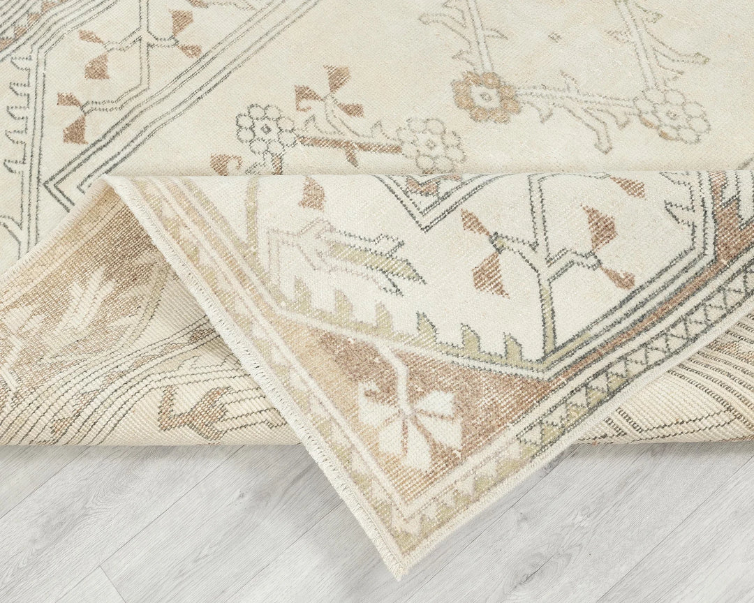 Beige Turkish Oushak Rug 5'11" x 9'2" Hand-Knotted | No. VR64043