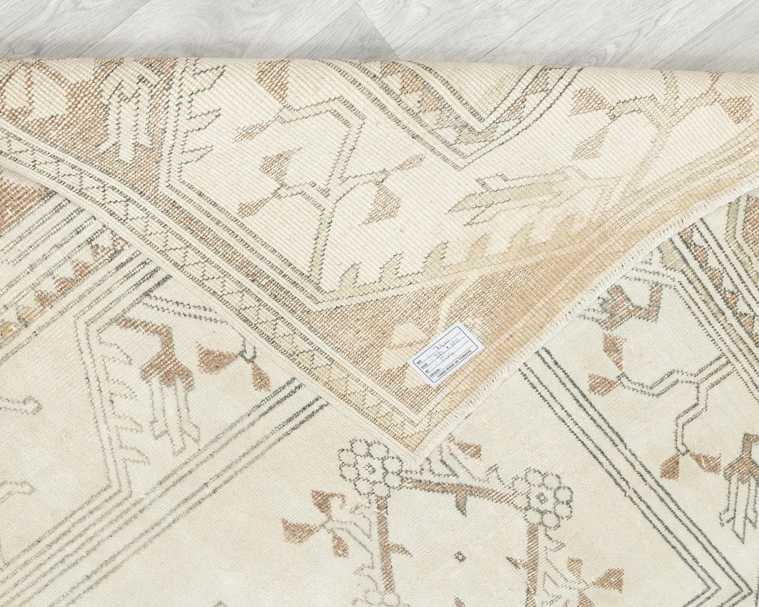 Beige Turkish Oushak Rug 5'11" x 9'2" Hand-Knotted | No. VR64043