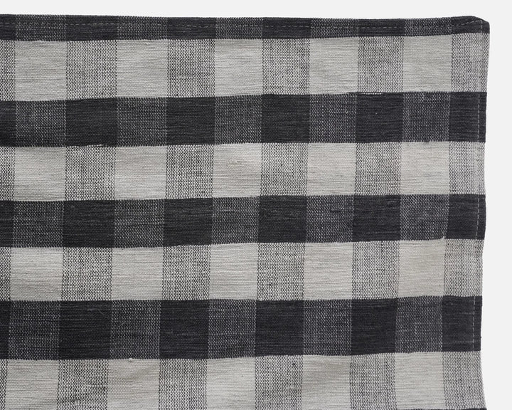 Black Kilim Rug 5' x 7' 7" | No. VR64130