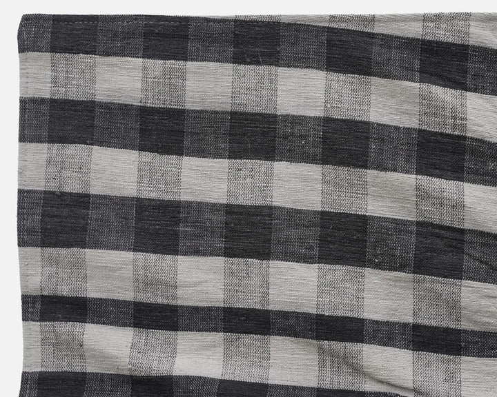 Black Kilim Rug 5' x 7' 7" | No. VR64130