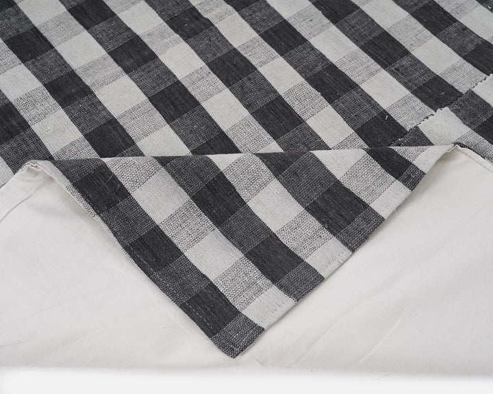 Black Kilim Rug 5' x 7' 7" | No. VR64130