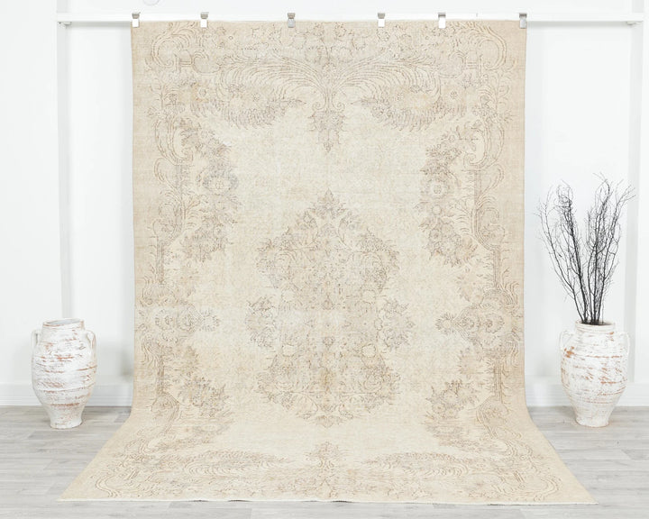 Beige Turkish Oushak Rug 6'11" x 10'2" Hand-Knotted | No. VR64236