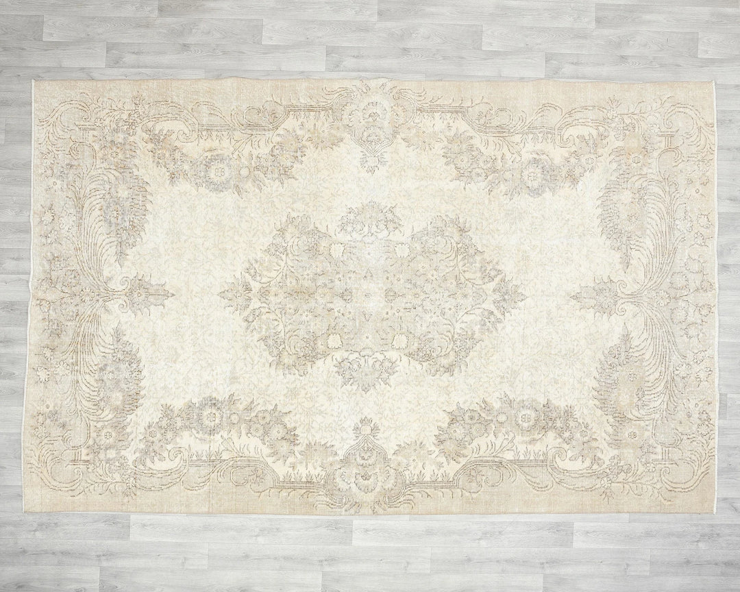 Beige Turkish Oushak Rug 6'11" x 10'2" Hand-Knotted | No. VR64236