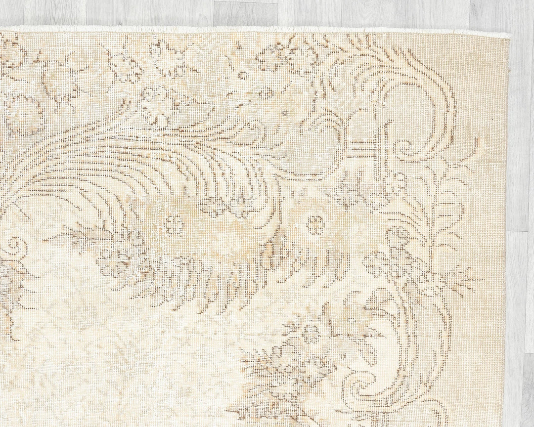Beige Turkish Oushak Rug 6'11" x 10'2" Hand-Knotted | No. VR64236