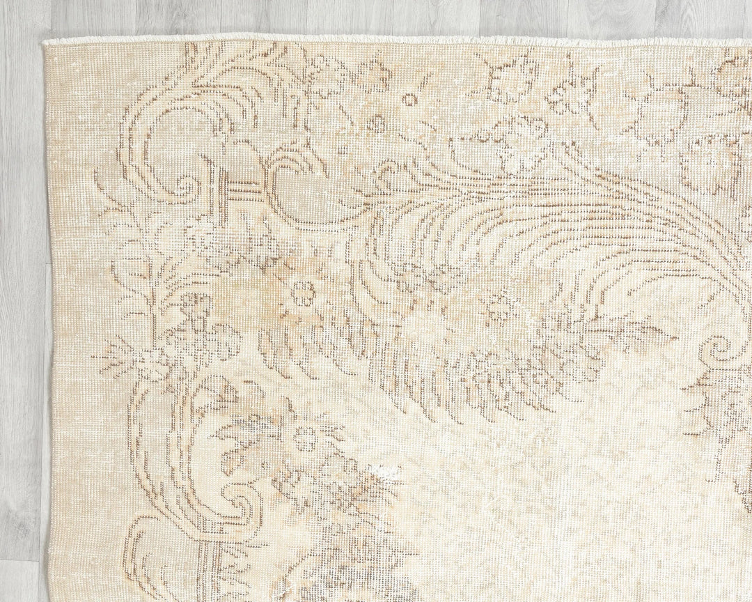 Beige Turkish Oushak Rug 6'11" x 10'2" Hand-Knotted | No. VR64236
