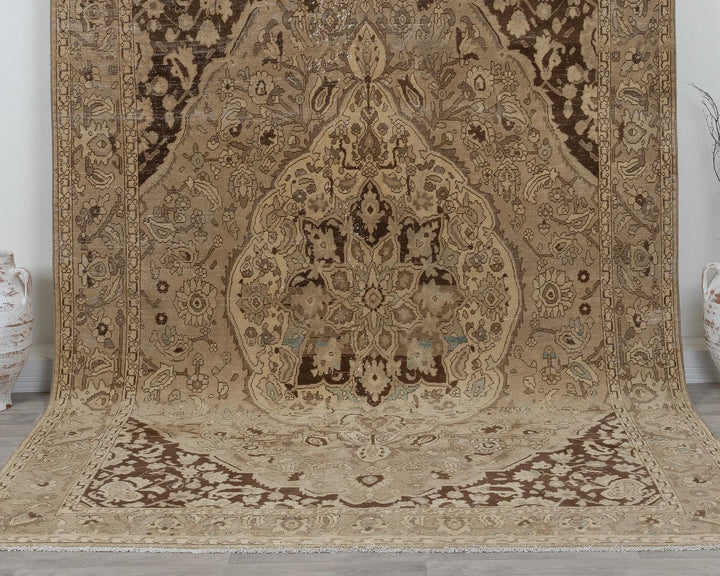 Beige Turkish Oushak Rug 7' x 10' 6" Hand-Knotted detail