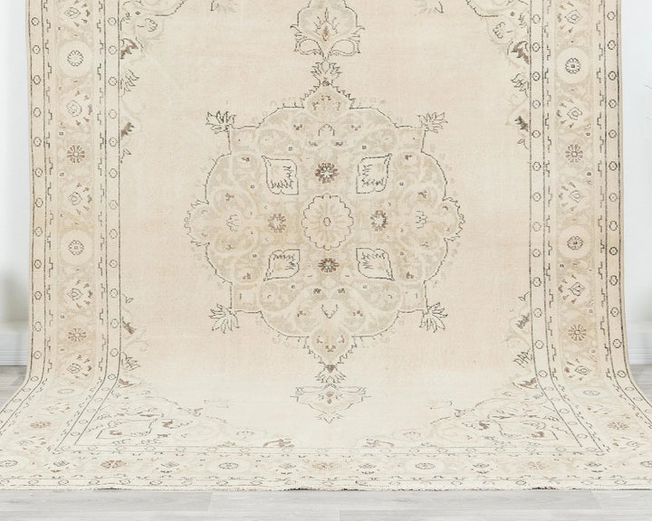 Beige Turkish Oushak Rug 7' 1" x 10' 2" Hand-Knotted | No. VR64341