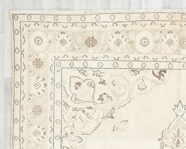 Beige Turkish Oushak Rug 7' 1" x 10' 2" Hand-Knotted | No. VR64341