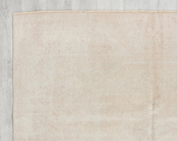 Beige Turkish Oushak Rug 4' 9" x 7' 10" Hand-Knotted | No. VR64343
