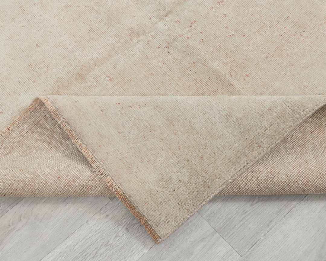 Beige Turkish Oushak Rug 4' 9" x 7' 10" Hand-Knotted | No. VR64343