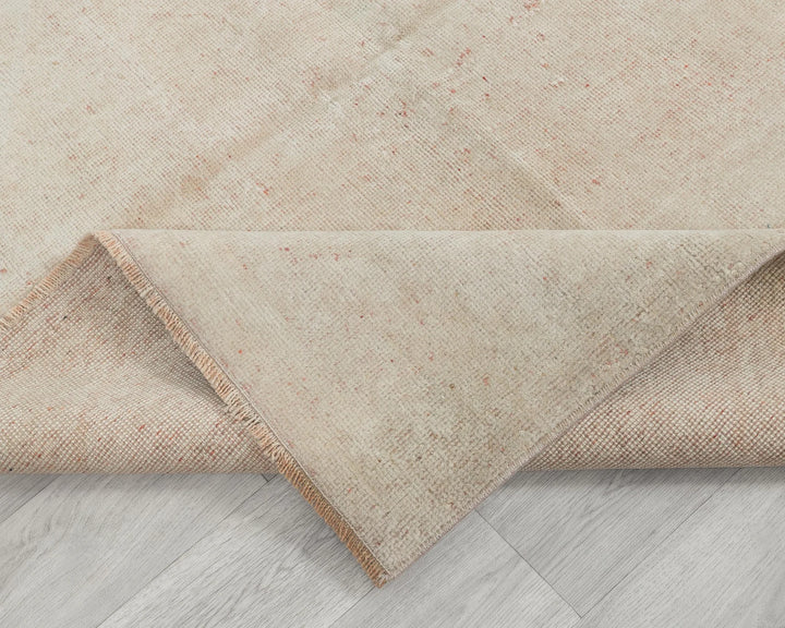 Beige Turkish Oushak Rug 4' 9" x 7' 10" Hand-Knotted | No. VR64343