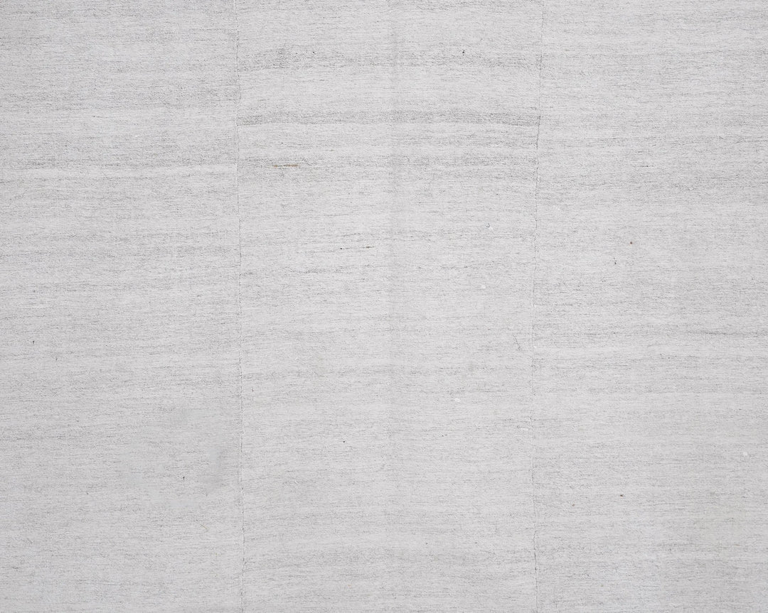 White Kilim Rug 6' 4" x 8' 11" | No. VR64425