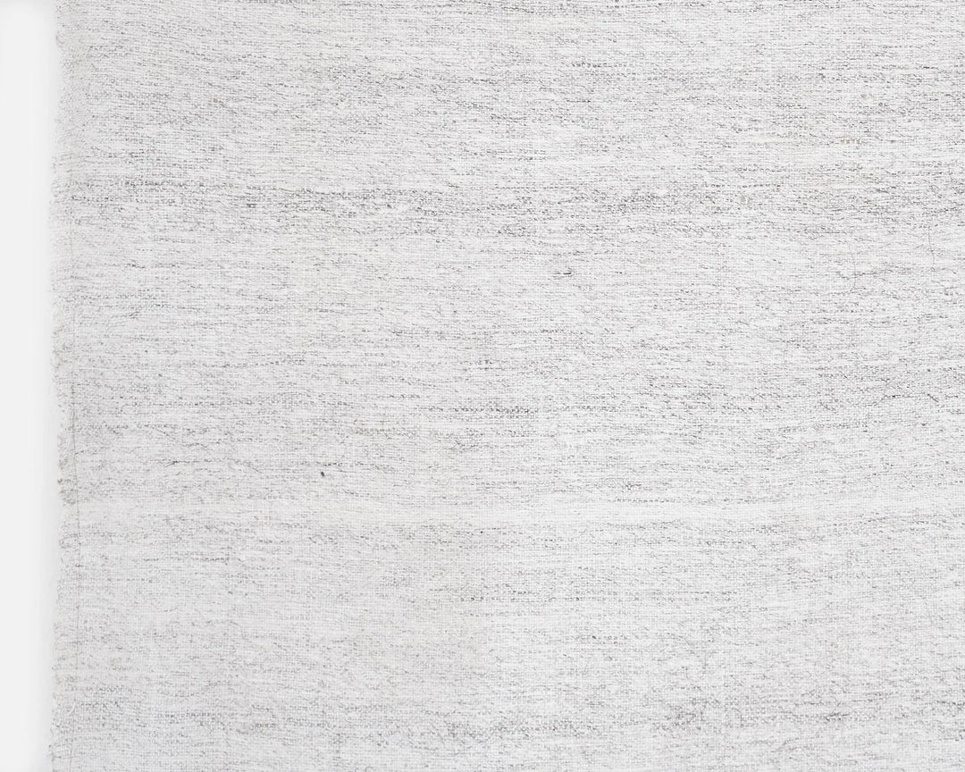 White Kilim Rug 6' 4" x 8' 11" | No. VR64425