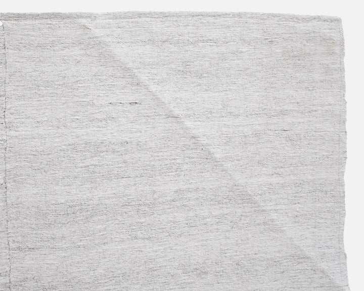 White Kilim Rug 6' 4" x 8' 11" | No. VR64425