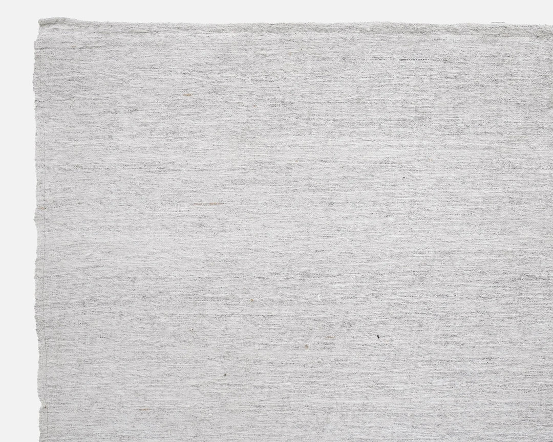 White Kilim Rug 6' 4" x 8' 11" | No. VR64425