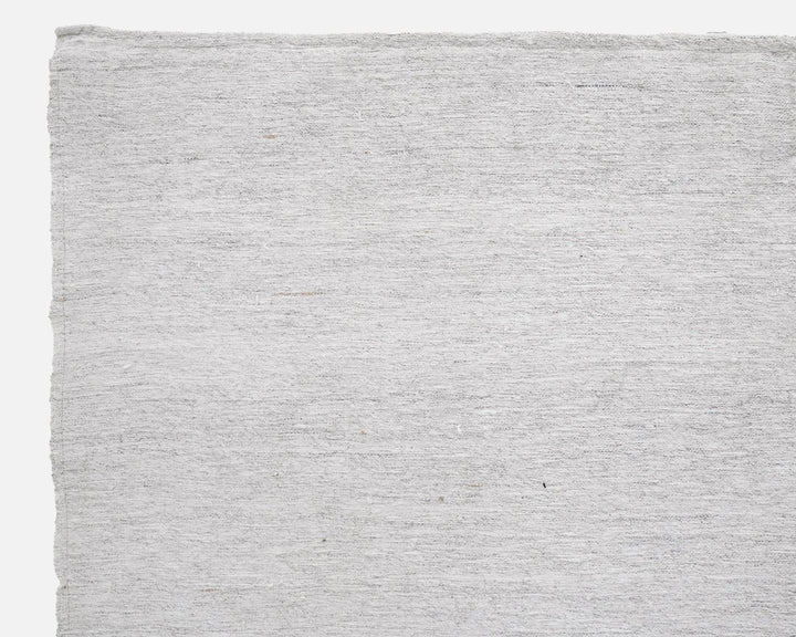 White Kilim Rug 6' 4" x 8' 11" | No. VR64425