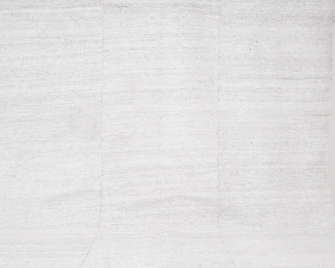 White Kilim Rug 6' 4" x 8' 11" | No. VR64425
