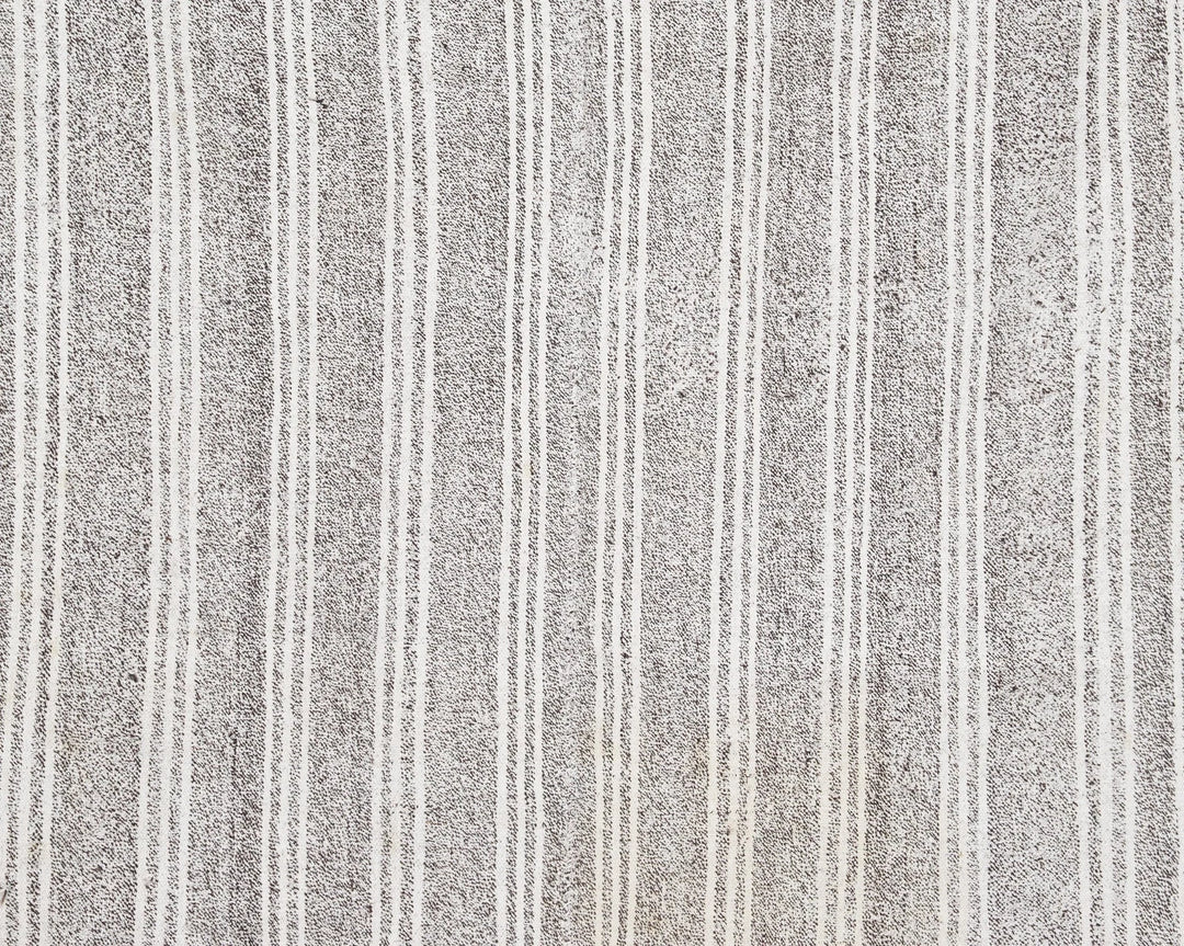 Gray Kilim Rug 4' 7" x 9' 4" | No. VR64555