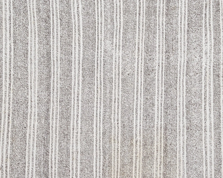 Gray Kilim Rug 4' 7" x 9' 4" | No. VR64555