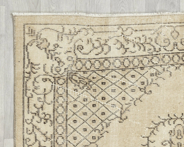 Beige Turkish Oushak Rug 6'9" x 3'9" Hand-Knotted | No. VR64995