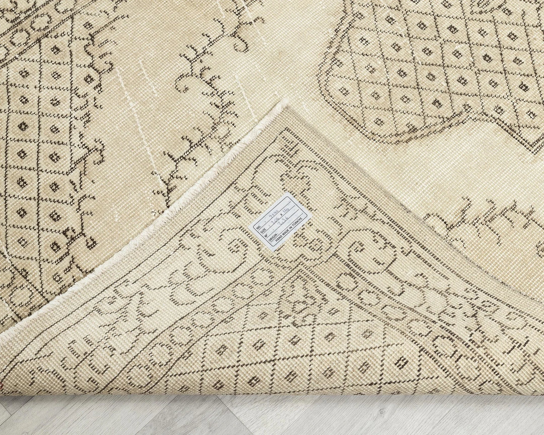 Beige Turkish Oushak Rug 6'9" x 3'9" Hand-Knotted | No. VR64995