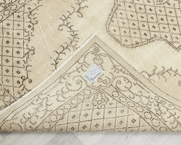 Beige Turkish Oushak Rug 6'9" x 3'9" Hand-Knotted | No. VR64995