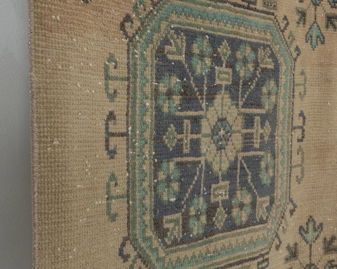 Multicolor Turkish Oushak Rug 2'6" x 11'6" Hand-Knotted close-up