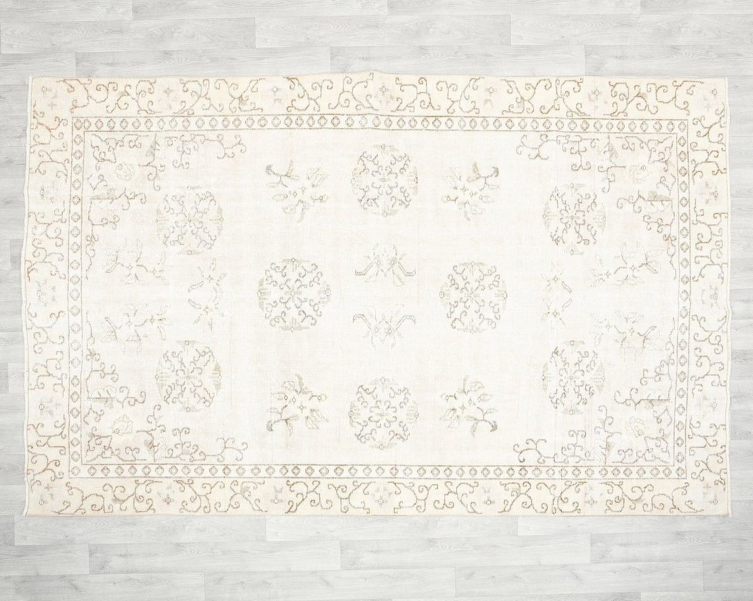 Beige Turkish Oushak Rug 5'10" x 9'1" Hand-Knotted | No. VR65238
