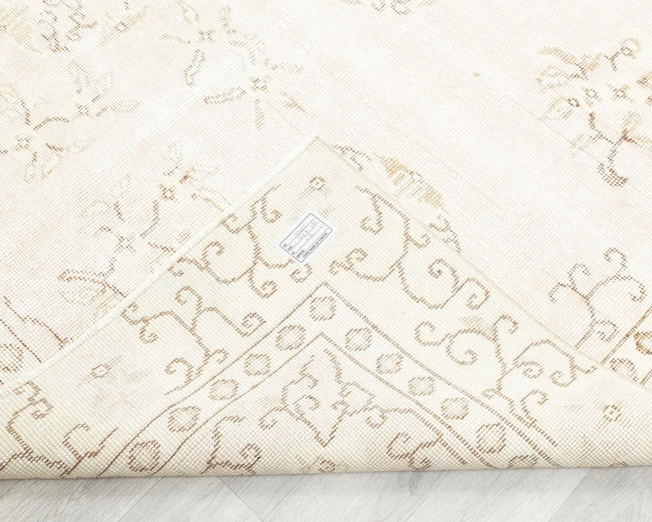 Beige Turkish Oushak Rug 5'10" x 9'1" Hand-Knotted | No. VR65238