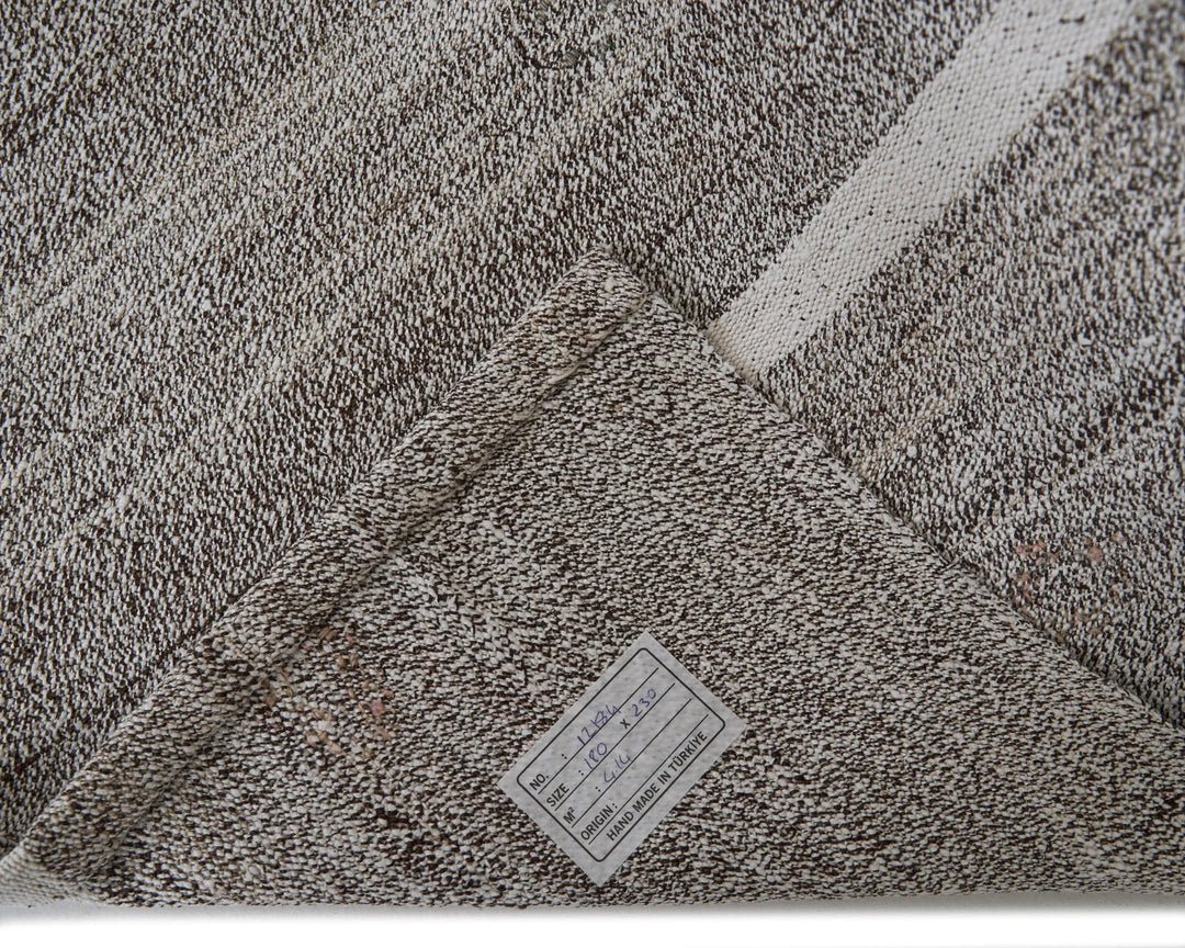 Gray Kilim Rug 5' 11" x 7' 7" | No. VR65756