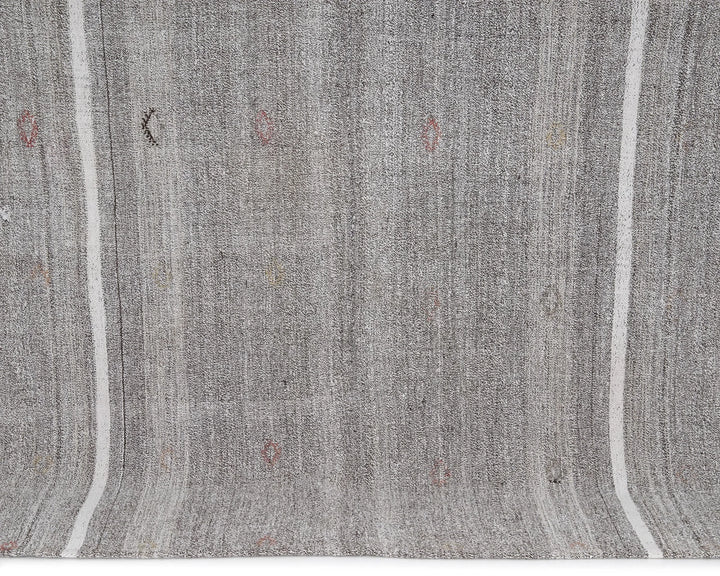 Gray Kilim Rug 5' 11" x 7' 7" | No. VR65756