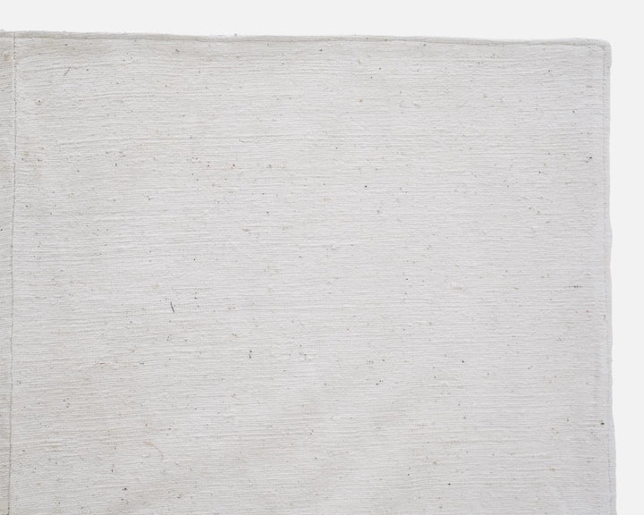 White Kilim Rug 5' 10" x 8' 8" | No. VR65766