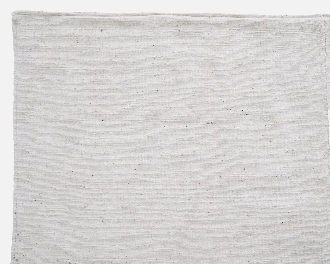 White Kilim Rug 5' 10" x 8' 8" | No. VR65766