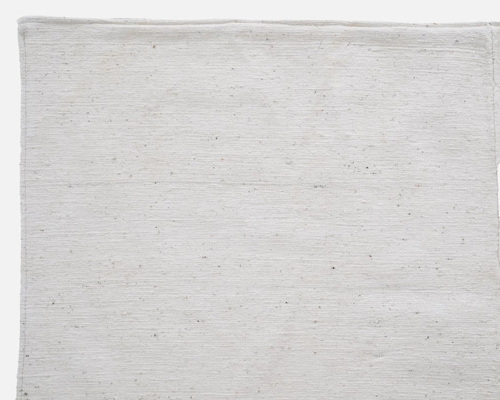 White Kilim Rug 5' 10" x 8' 8" | No. VR65766