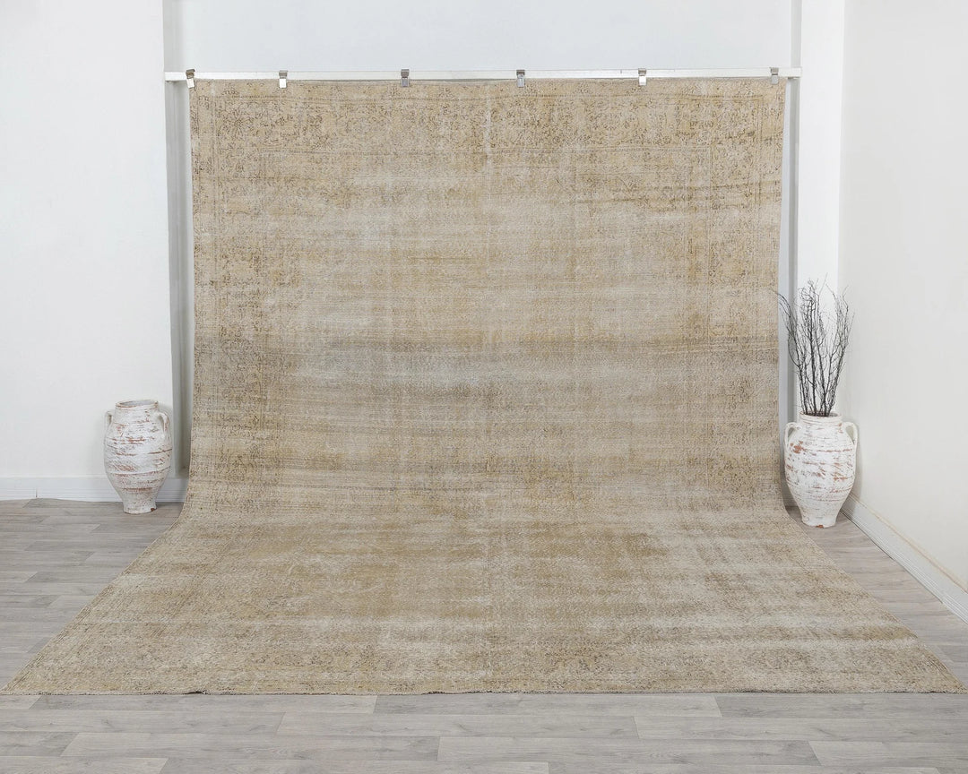 Beige Turkish Oushak Rug 9'5" x 12'9" Hand-Knotted