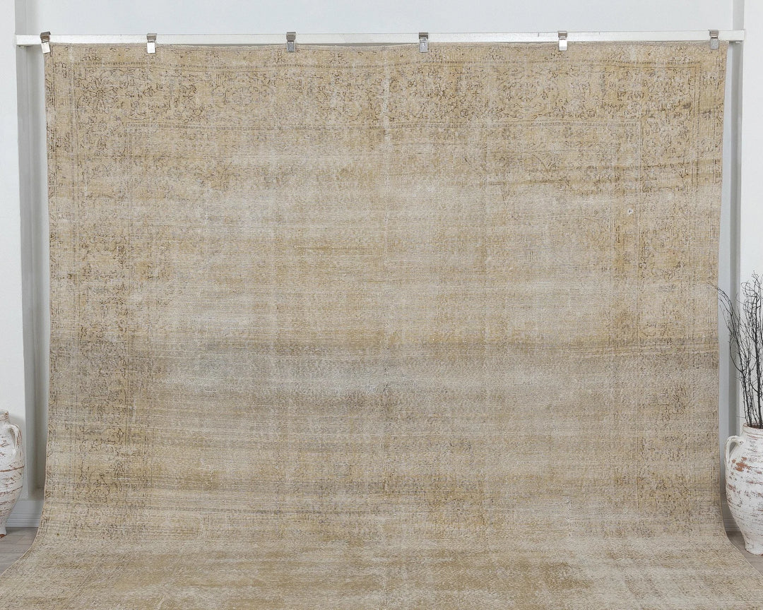Beige Turkish Oushak Rug 9'5" x 12'9" Hand-Knotted view