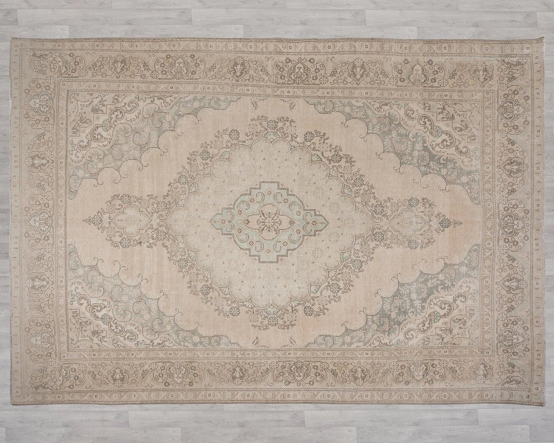 Beige Turkish Oushak Rug 9'6" x 13'1" Hand-Knotted | No. VR65890